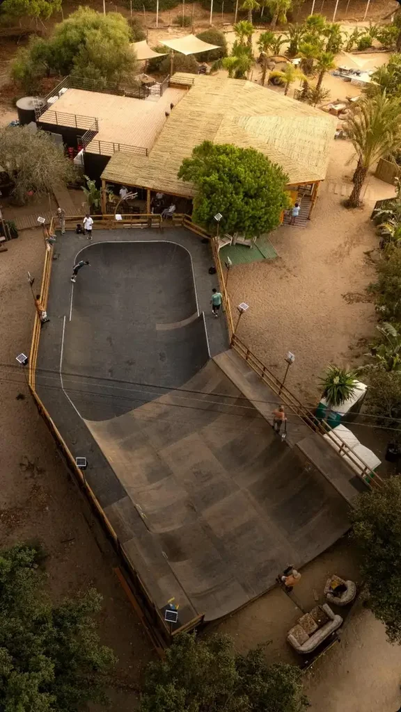 Skate ramp gathering at Mecalito