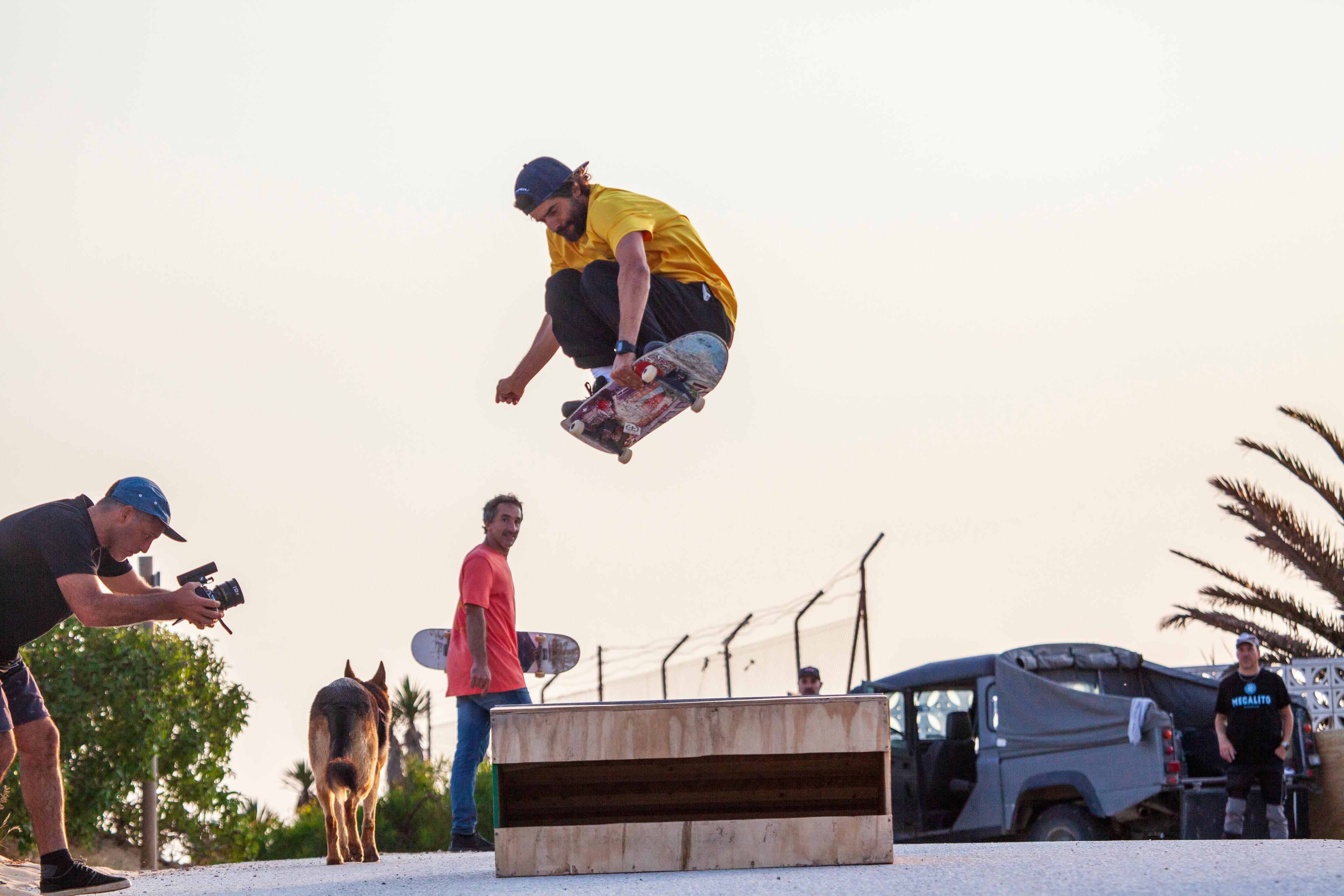 Skate ramp gathering at Mecalito